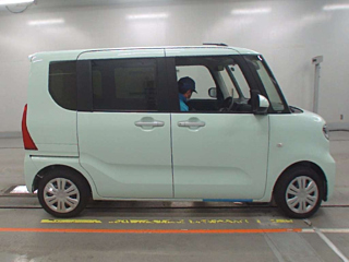 DAIHATSU TANTO 2024