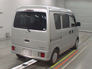 SUZUKI EVERY 2011
