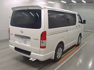 Заказать TOYOTA HIACE VAN