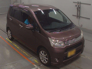 DAIHATSU MOVE 2011