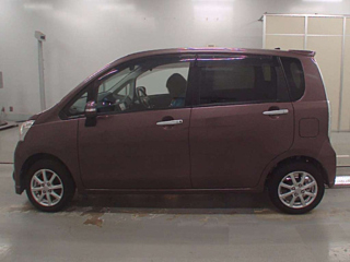 DAIHATSU MOVE 2011