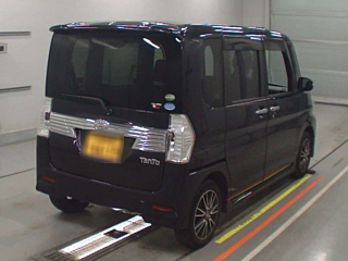 DAIHATSU TANTO 2016