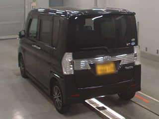 DAIHATSU TANTO 2016