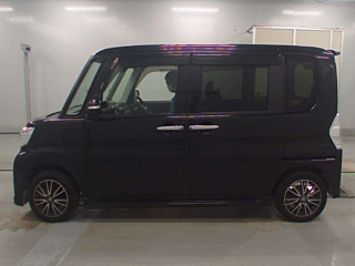 DAIHATSU TANTO 2016