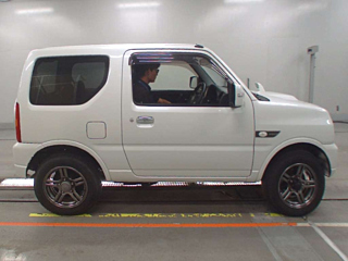 SUZUKI JIMNY 2015