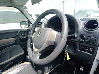 SUZUKI JIMNY 2015