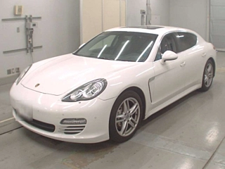 Заказать PORSCHE PANAMERA
