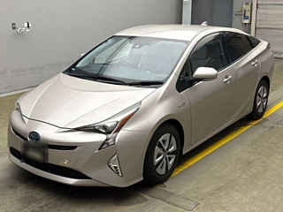 TOYOTA PRIUS 2016