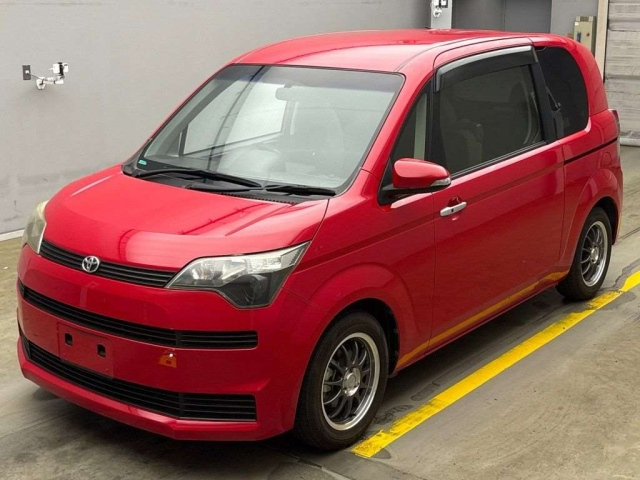 TOYOTA SPADE 2012