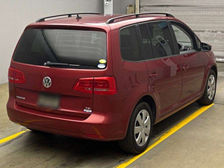 VOLKSWAGEN GOLF TOURAN 2011