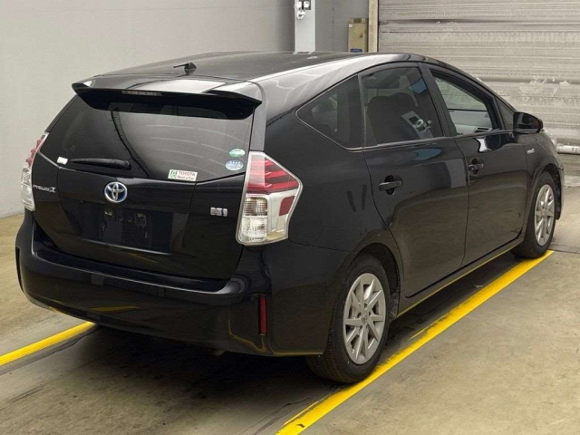 TOYOTA PRIUS ALPHA 2019