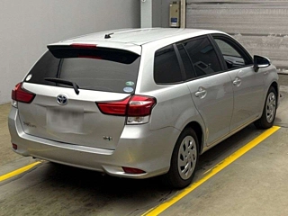 TOYOTA COROLLA FIELDER 2019