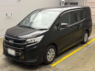 TOYOTA NOAH 2020
