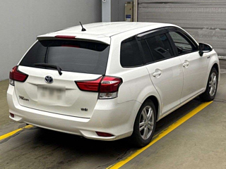 TOYOTA COROLLA FIELDER 2016