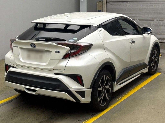 TOYOTA C-HR 2018