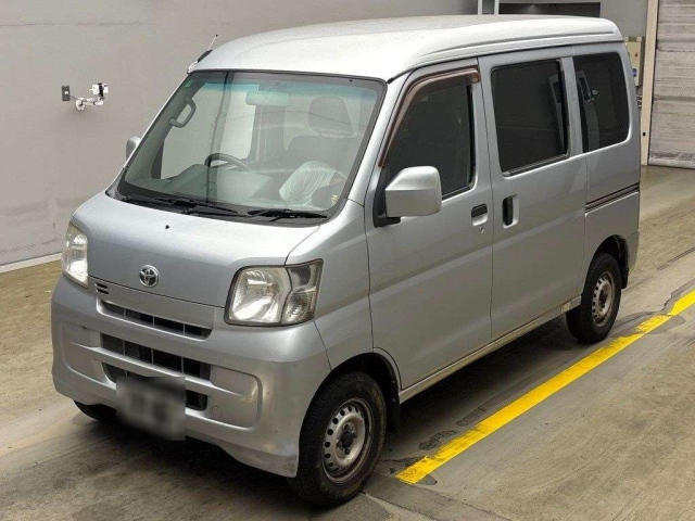 TOYOTA PIXIS VAN 2013