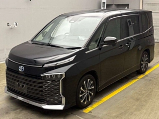 TOYOTA VOXY 2022
