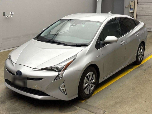 TOYOTA PRIUS 2018