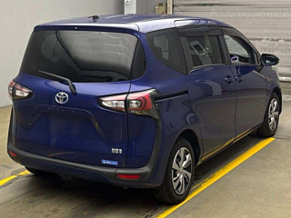 TOYOTA SIENTA 2020