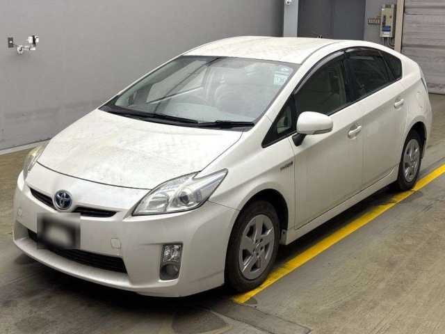 TOYOTA PRIUS 2011