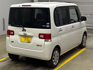 DAIHATSU TANTO 2012