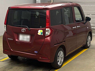 TOYOTA ROOMY 2021