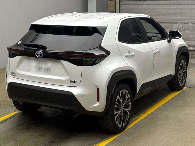 TOYOTA YARIS CROSS 2024