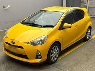TOYOTA COROLLA FIELDER 2014