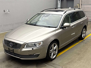 VOLVO V70 2016