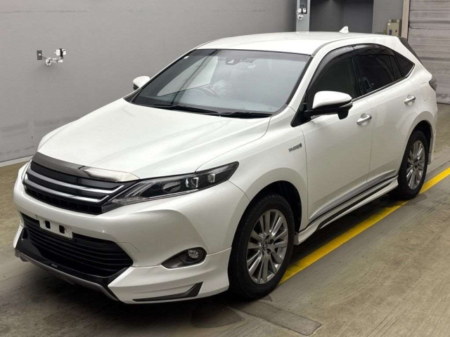 TOYOTA HARRIER 2014