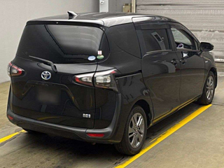 TOYOTA SIENTA 2016