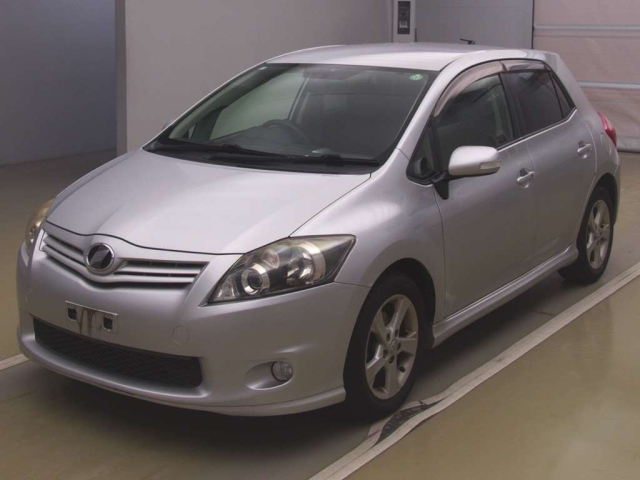 TOYOTA AURIS 2009