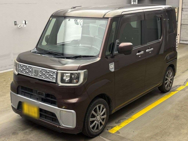 DAIHATSU WAKE 2014