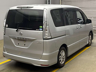NISSAN SERENA 2015