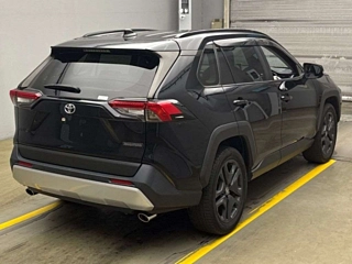 TOYOTA RAV4 2022