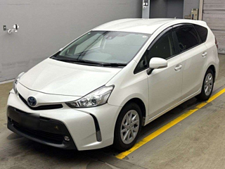 TOYOTA PRIUS ALPHA 2020