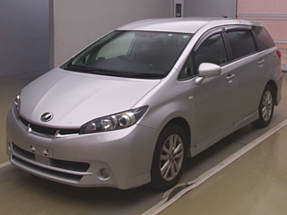 TOYOTA WISH 2009