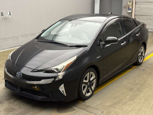 TOYOTA PRIUS 2016