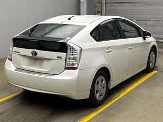TOYOTA PRIUS 2010
