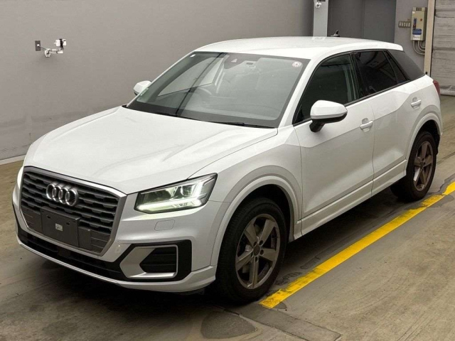 AUDI Q2 2018