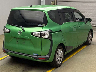 TOYOTA SIENTA 2016