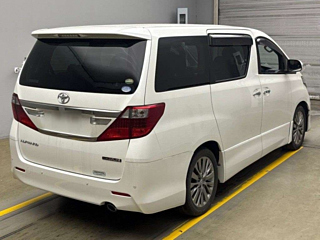 TOYOTA ALPHARD 2015