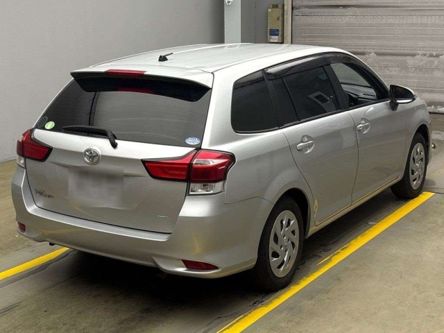 TOYOTA COROLLA FIELDER 2017