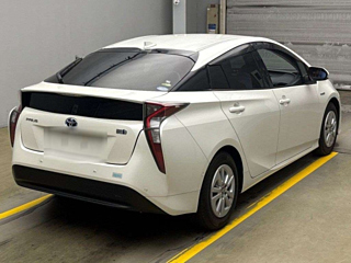 TOYOTA PRIUS 2018