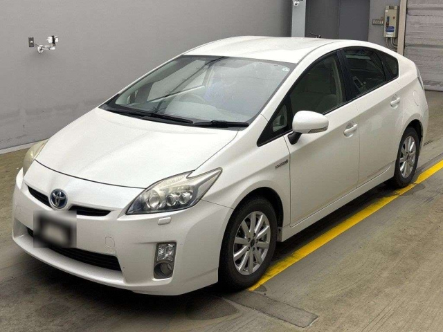 TOYOTA PRIUS 2011