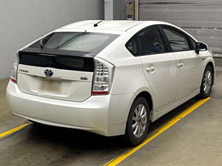 TOYOTA PRIUS 2011