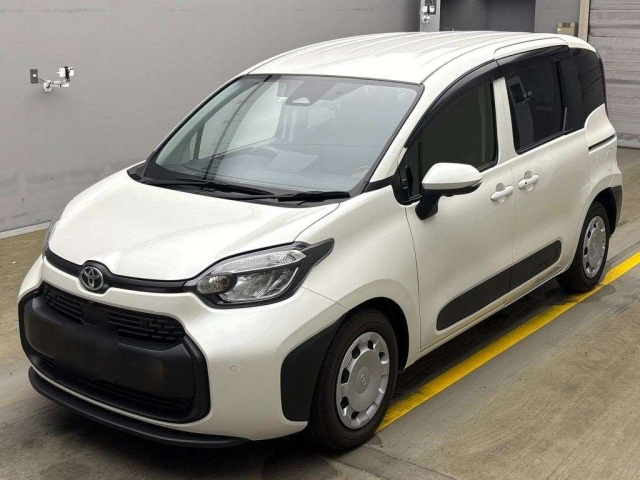 TOYOTA SIENTA 2022