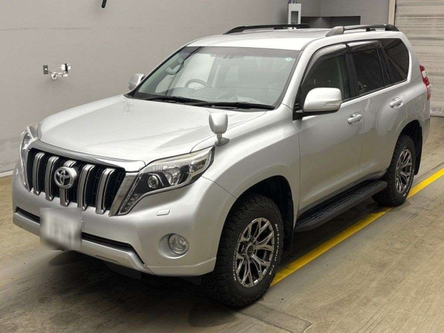 TOYOTA LAND CRUISER PRADO 2015