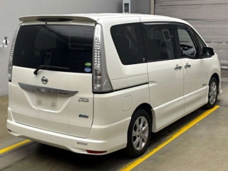 NISSAN SERENA 2013