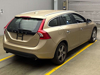 VOLVO S60 2012